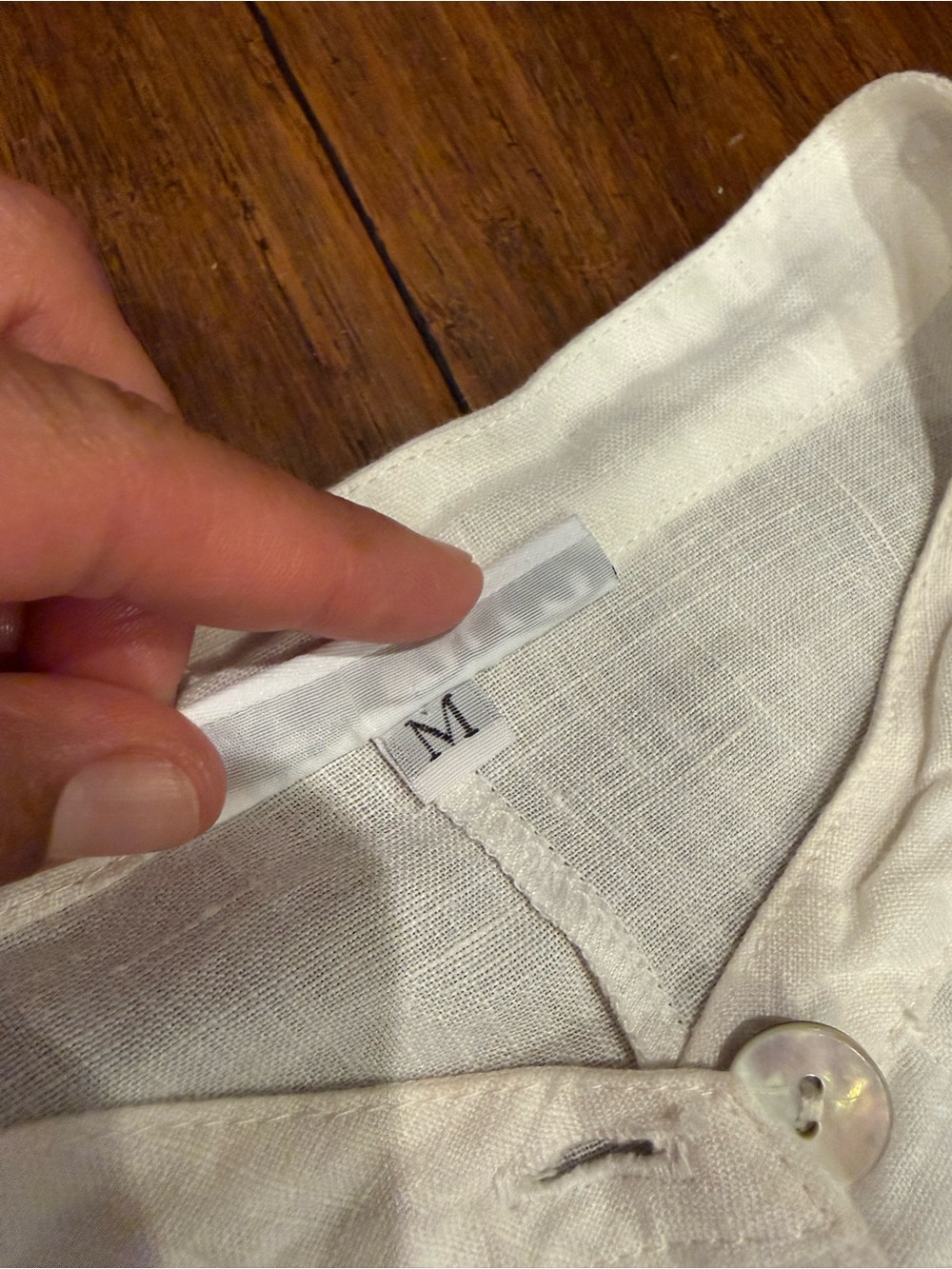 Bryn Walker White Linen Short-Sleeve Button-Front Tunic - Picture 4 of 8